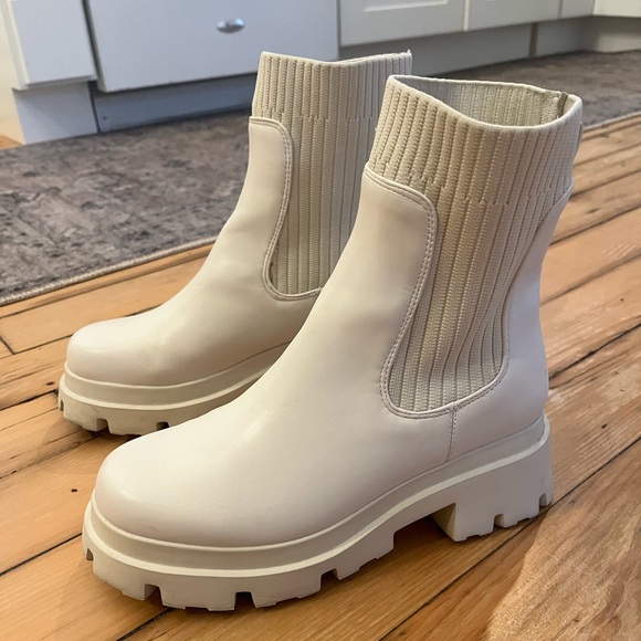 Steve Madden Shoes - Steve Madden Hayle chelsea boots